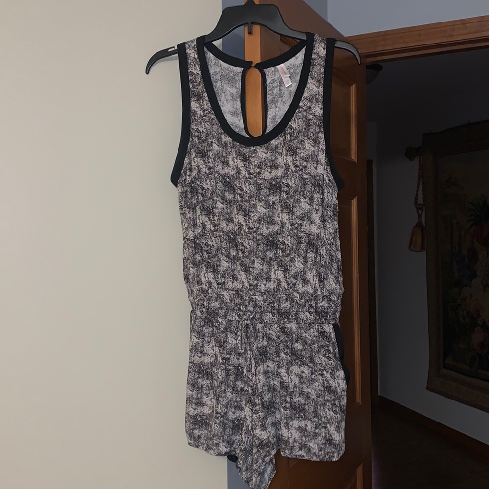 Xhilaration Black and White Pattered Romper
